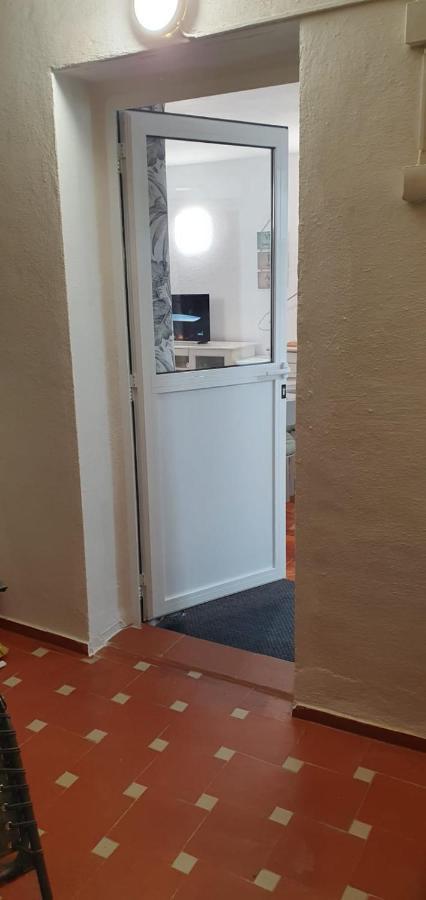 Comfortable One Bedroom Apartment Фуэнхирола Экстерьер фото